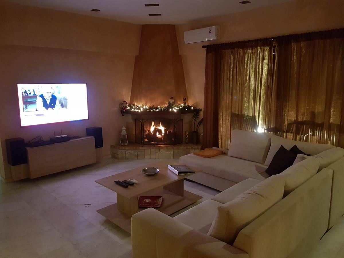 Meni'S Home 干尼亞 外观 照片
