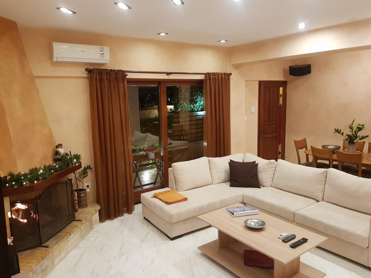 Meni'S Home 干尼亞 外观 照片